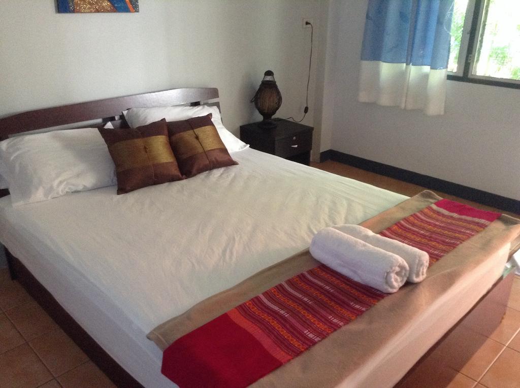 Hi Guesthouse Airport Chiang Mai Ruang foto