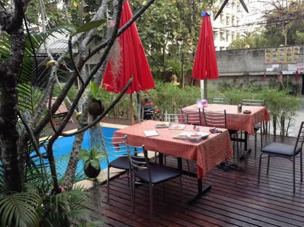 Hi Guesthouse Airport Chiang Mai Bagian luar foto